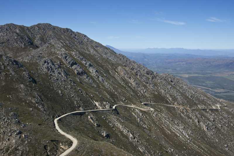 The dirt road over the Swartberg Mountains