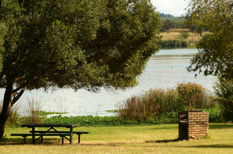 Picnic sites Roodeplaat Dam Nature Reserve